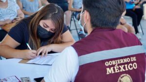 jovenes construyendo el futuro oficinas virtuales disponibles